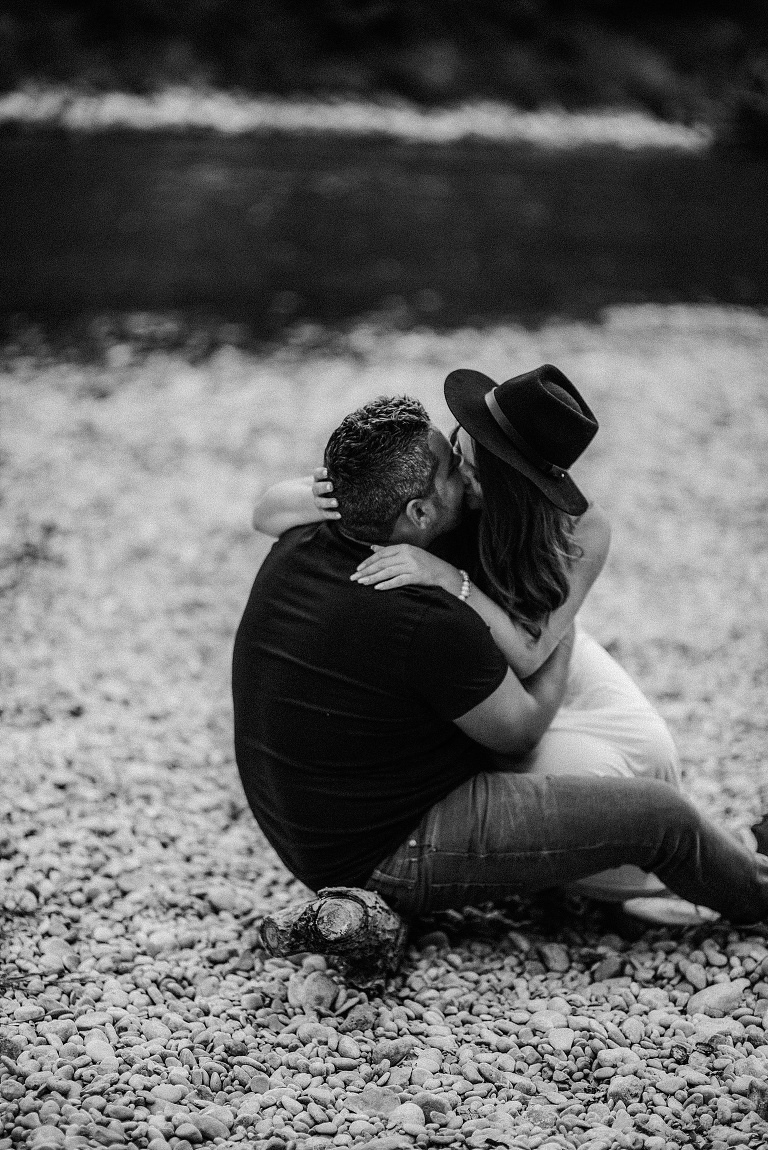 Paarshooting Landshut, Paarfotos im Wasser, Fotograf Moosburg an der Isar