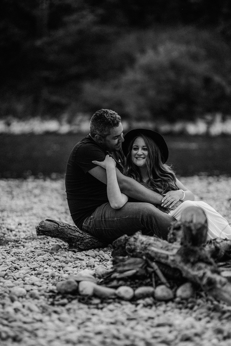 Paarshooting Landshut, Paarfotos im Wasser, Fotograf Moosburg an der Isar