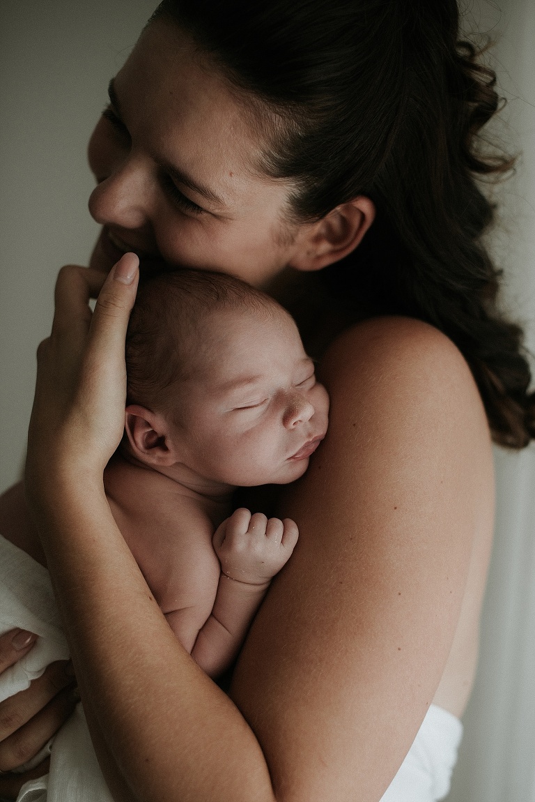 Neugeborenenshooting Erding Sevi Koch 