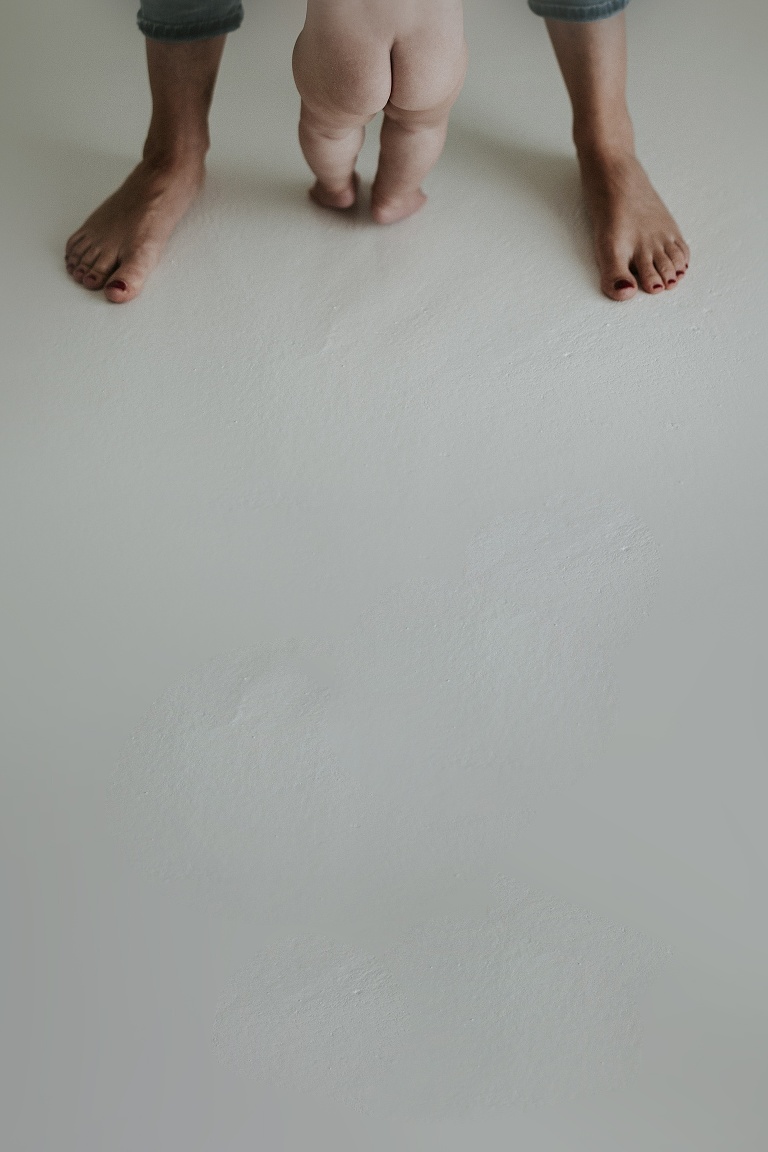 Babybilder, natürliche Babyfotografie, Familienfotografie auf natürliche Weise, Sevi Koch