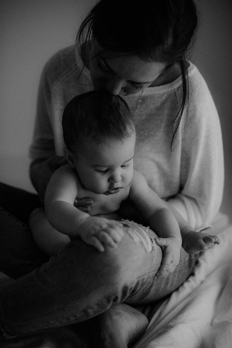 Babybilder, natürliche Babyfotografie, Familienfotografie auf natürliche Weise, Sevi Koch