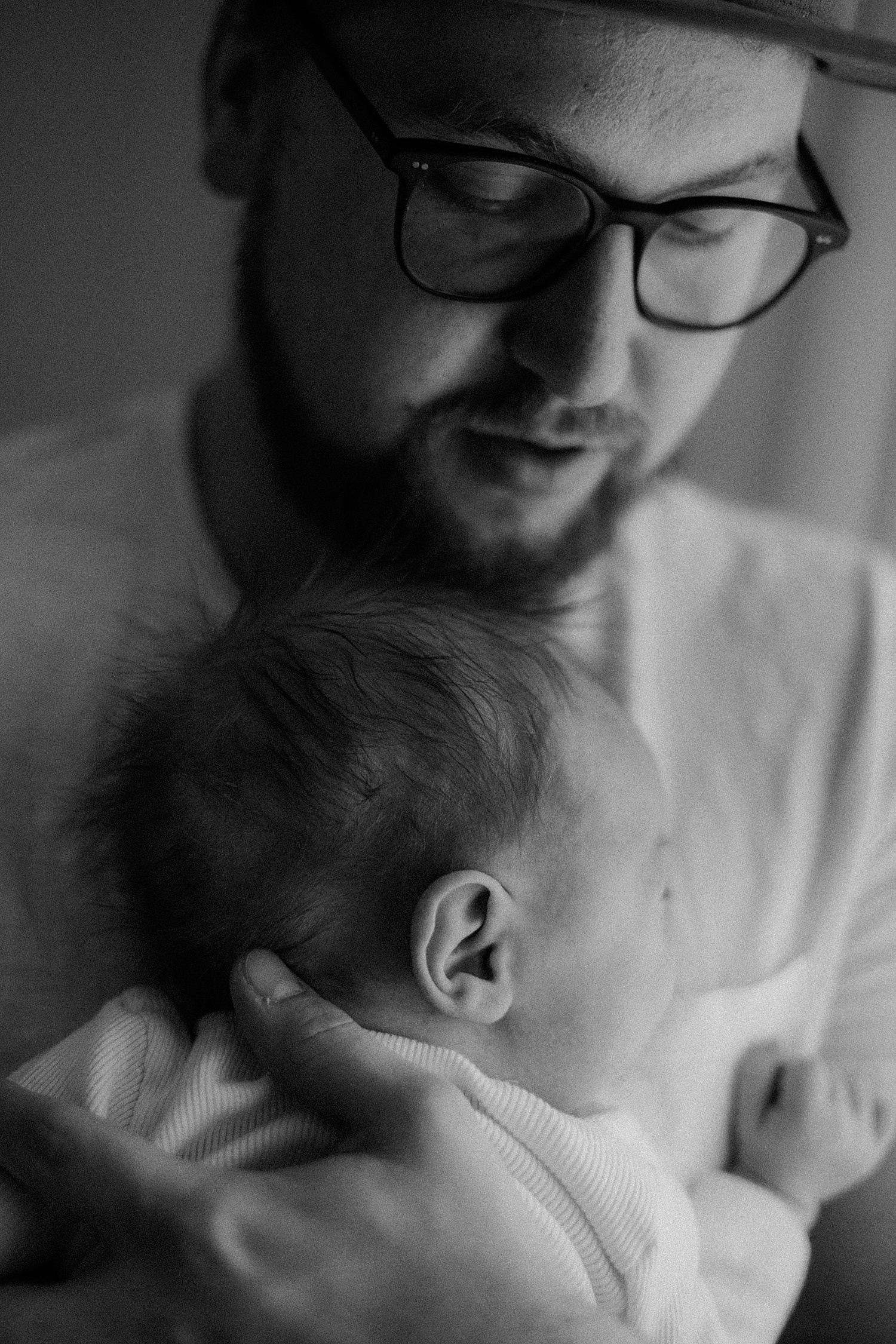 Babyshooting mit 8 Wochen schöne natürliche Babybilder mit Babies