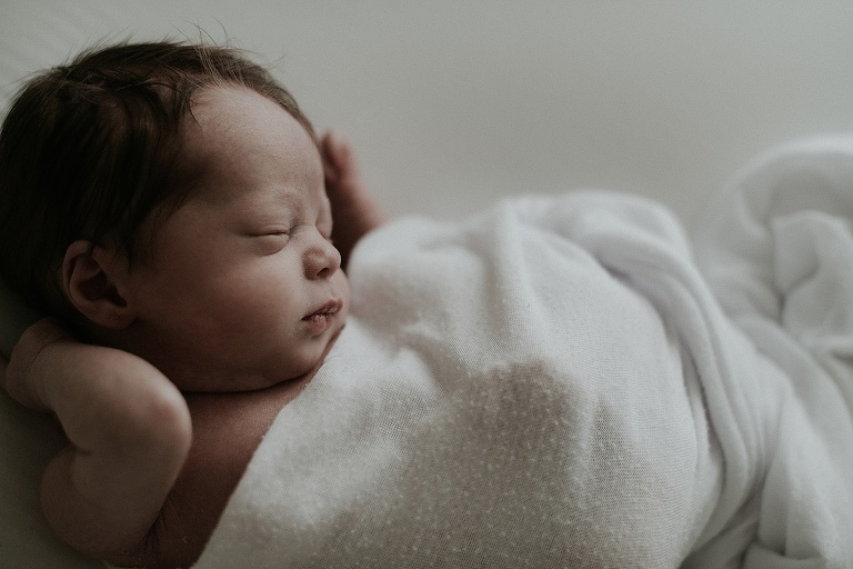 Neugeborenenshooting Landshut, Geburt Erding, Hebamme Moosburg, Sevi Koch, Fotograf Dingolfing