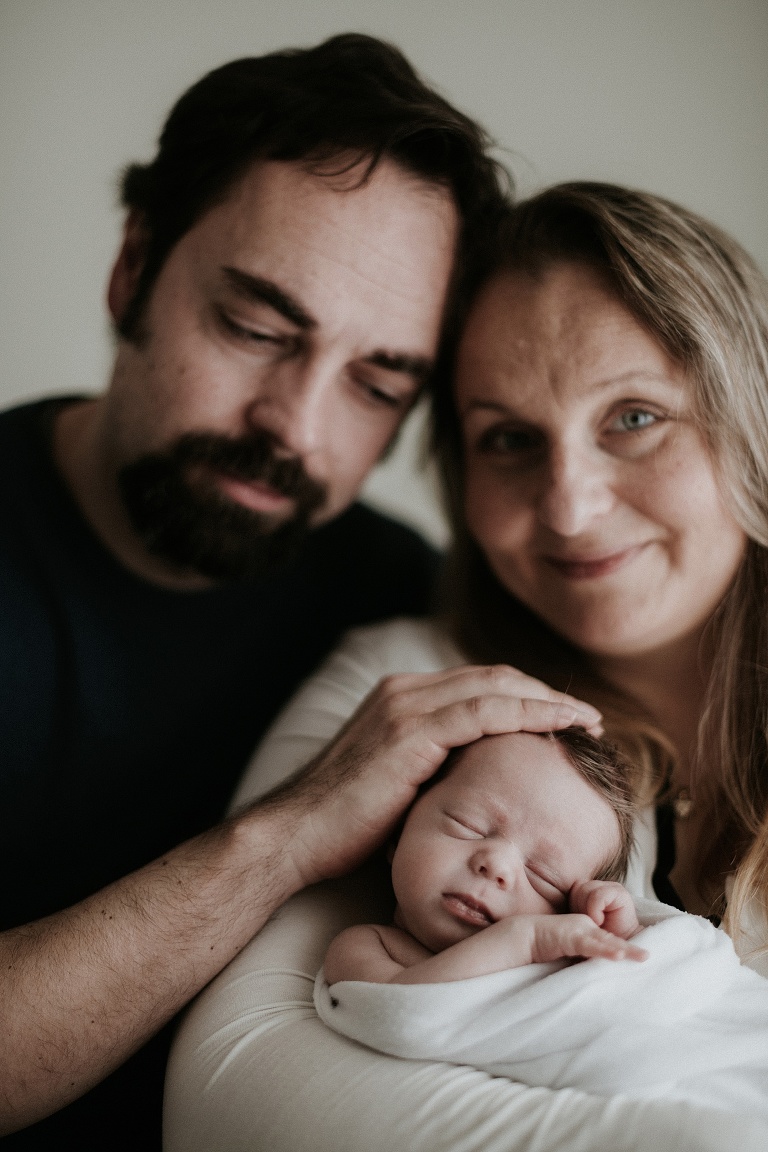 Neugeborenenshooting Landshut, Geburt Erding, Hebamme Moosburg, Sevi Koch, Fotograf Dingolfing