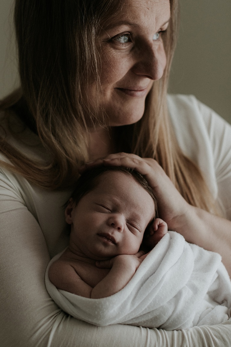 Neugeborenenshooting Landshut, Geburt Erding, Hebamme Moosburg, Sevi Koch, Fotograf Dingolfing