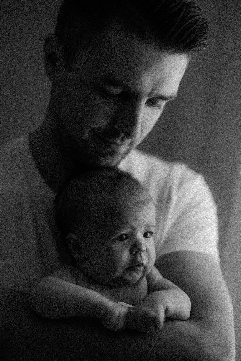 Kuschelbilder mit Mama Newbornbilder Erding 