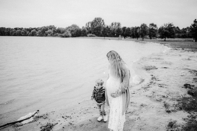 Babybauchbilder in der Natur Sevi Koch 