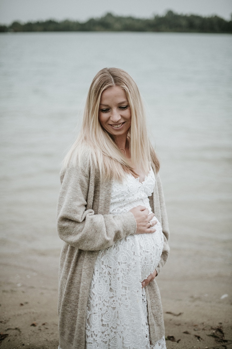 Babybauchbilder in der Natur Sevi Koch 