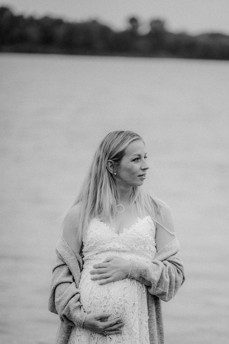 Babybauchbilder in der Natur Sevi Koch 