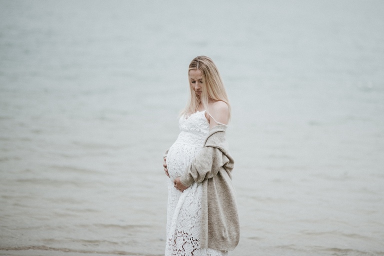 Babybauchbilder in der Natur Sevi Koch 