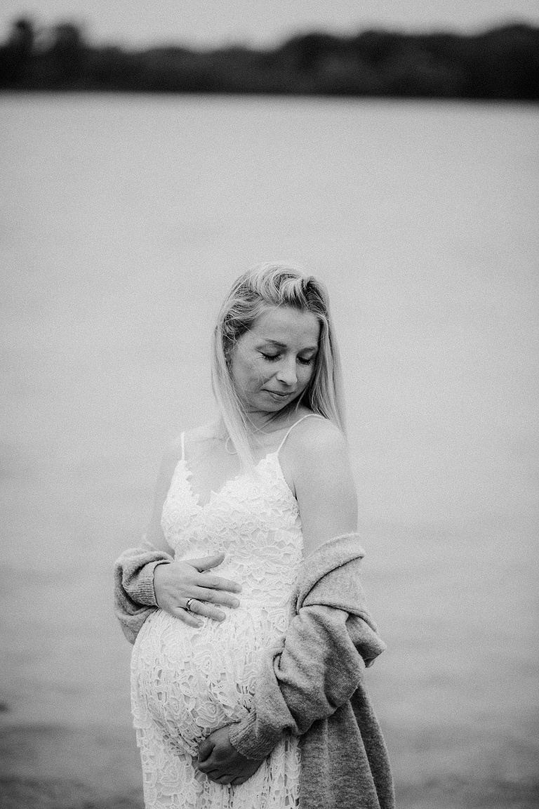 Babybauchbilder in der Natur Sevi Koch 