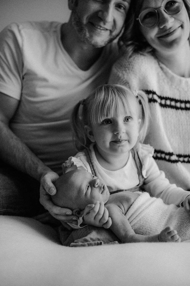 Babybilder Aalen, Babyfotos Bopfingen, Babyfotograf Donau Ries, Sevi Koch, Natürliche Babybilder Bopfingen