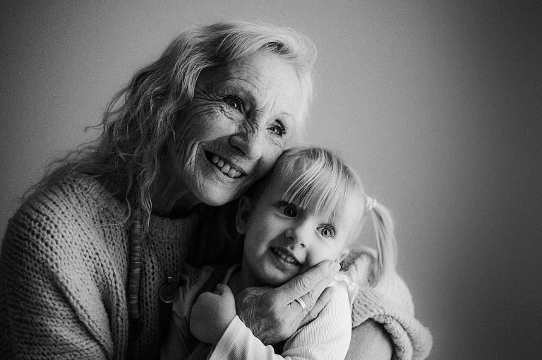 Babybilder Aalen, Babyfotos Bopfingen, Babyfotograf Donau Ries, Sevi Koch, Natürliche Babybilder Bopfingen