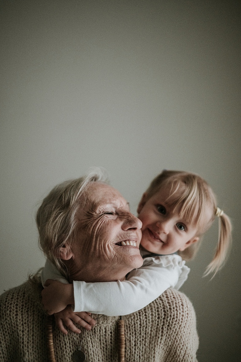 Babybilder Aalen, Babyfotos Bopfingen, Babyfotograf Donau Ries, Sevi Koch, Natürliche Babybilder Bopfingen