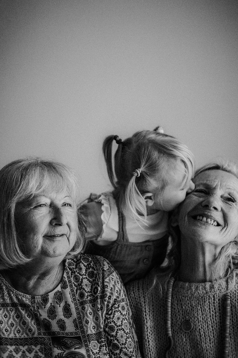 Babybilder Aalen, Babyfotos Bopfingen, Babyfotograf Donau Ries, Sevi Koch, Natürliche Babybilder Bopfingen