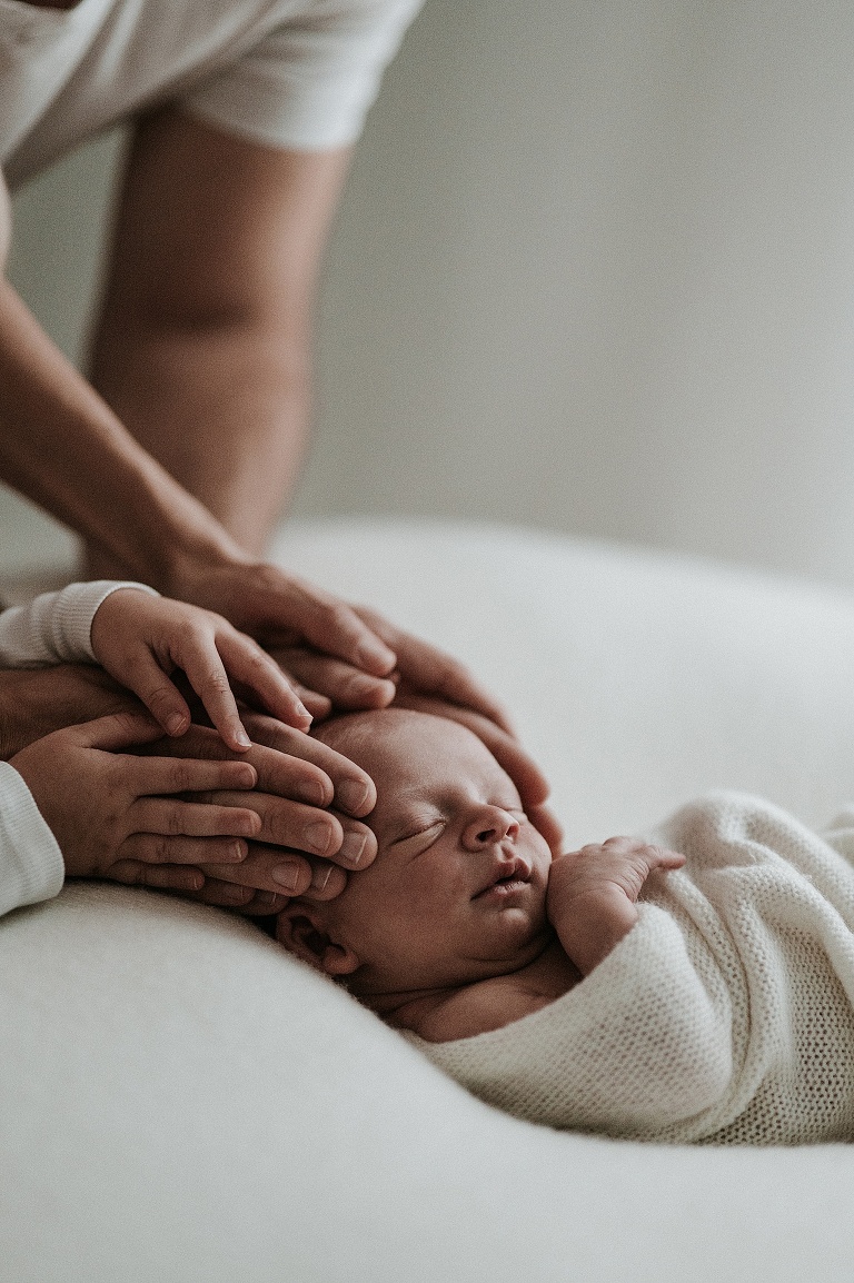 Babybilder Aalen, Babyfotos Bopfingen, Babyfotograf Donau Ries, Sevi Koch, Natürliche Babybilder Bopfingen