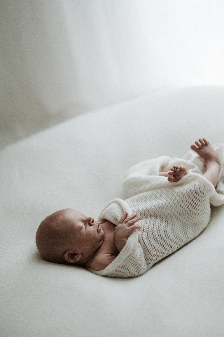 Babybilder Aalen, Babyfotos Bopfingen, Babyfotograf Donau Ries, Sevi Koch, Natürliche Babybilder Bopfingen