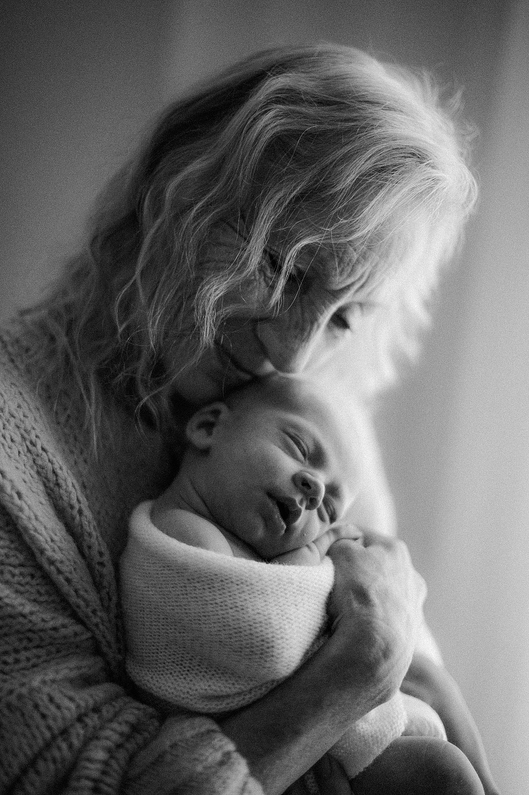 Babybilder Aalen, Babyfotos Bopfingen, Babyfotograf Donau Ries, Sevi Koch, Natürliche Babybilder Bopfingen