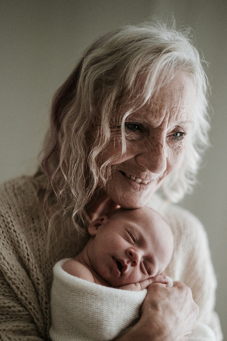 Babybilder Aalen, Babyfotos Bopfingen, Babyfotograf Donau Ries, Sevi Koch, Natürliche Babybilder Bopfingen