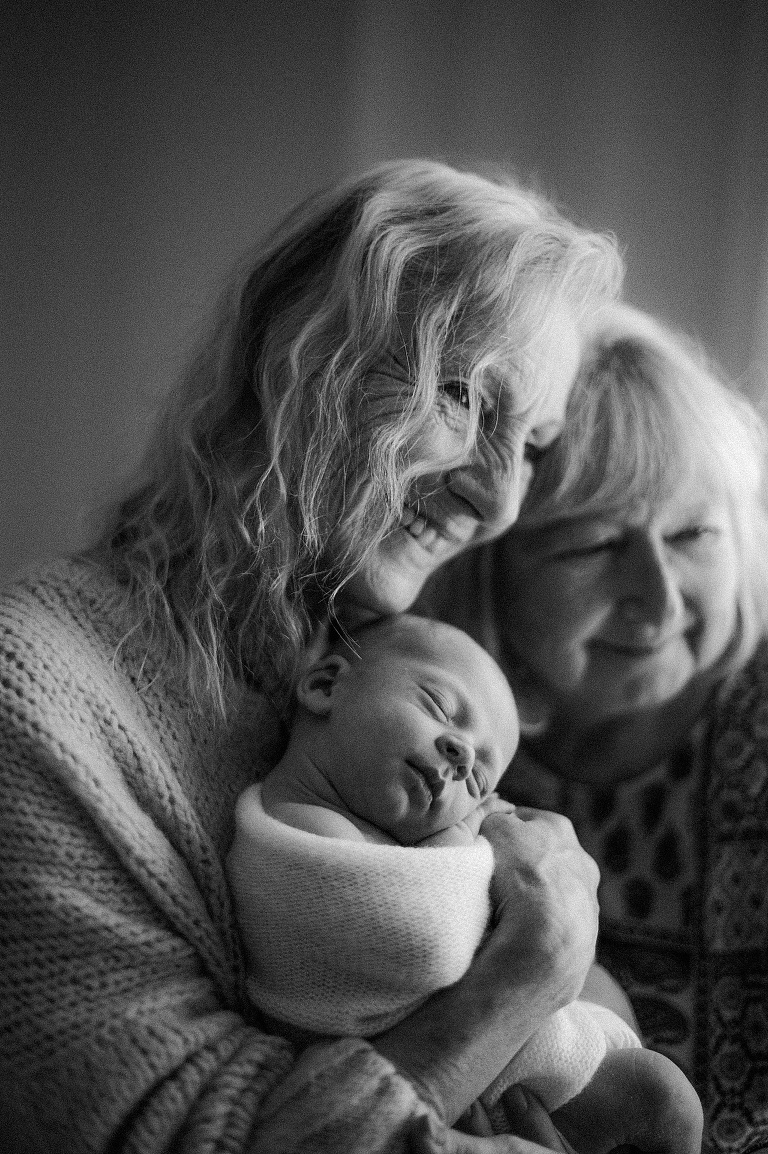 Babybilder Aalen, Babyfotos Bopfingen, Babyfotograf Donau Ries, Sevi Koch, Natürliche Babybilder Bopfingen