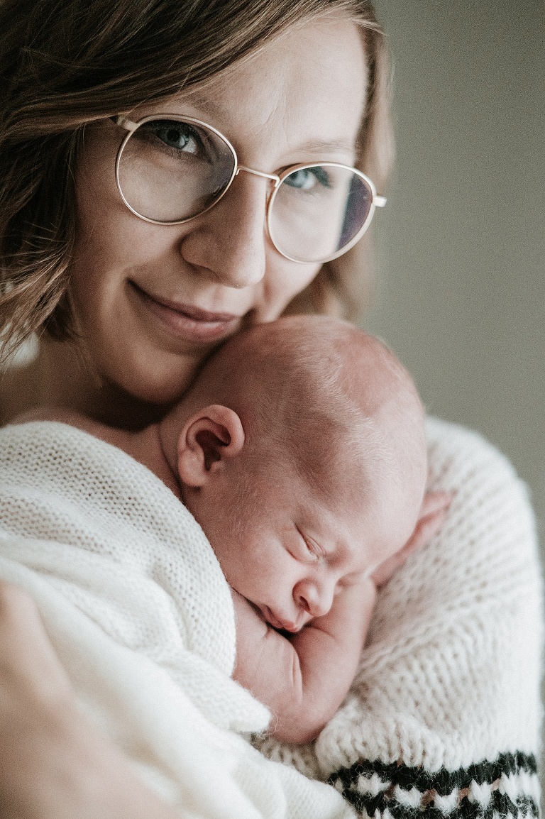 Babybilder Aalen, Babyfotos Bopfingen, Babyfotograf Donau Ries, Sevi Koch, Natürliche Babybilder Bopfingen