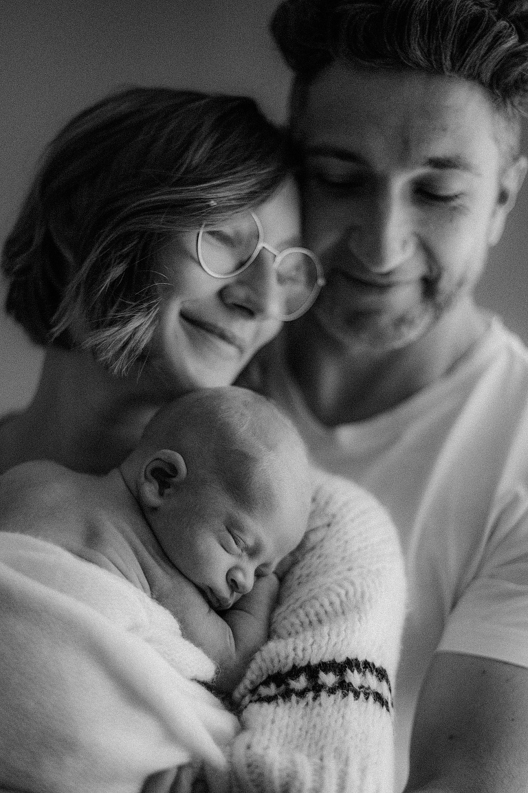 Babybilder Aalen, Babyfotos Bopfingen, Babyfotograf Donau Ries, Sevi Koch, Natürliche Babybilder Bopfingen