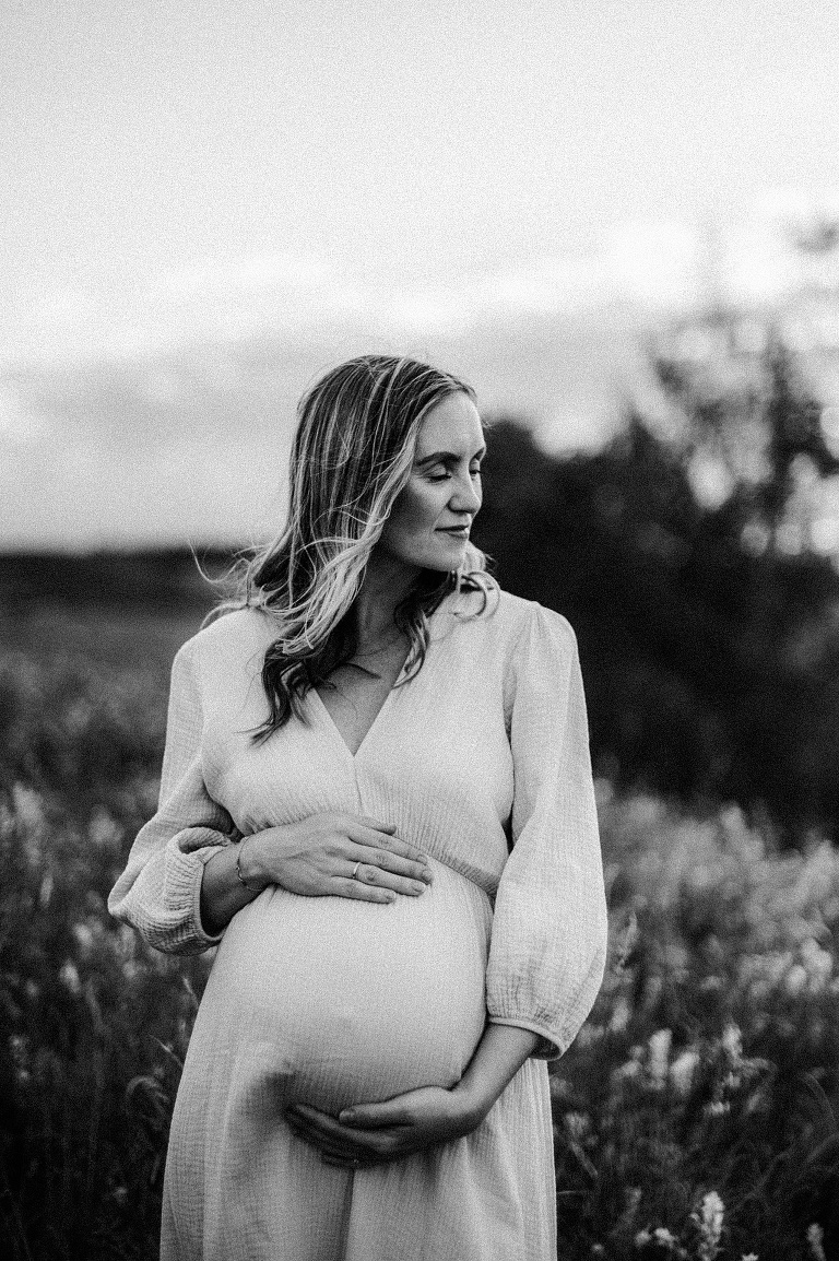 Babybauchbilder Nördlingen, Babybauchfotos Nördlingen, Schwangerschaftsfotografie Ellwangen, Babybilder Ellwangen, Hebamme Nördlingen, Fotograf Dinkelsbühl, Babybilder Maihingen, Babyfotograf Riesbürg, Babybauchbilder Bopfingen