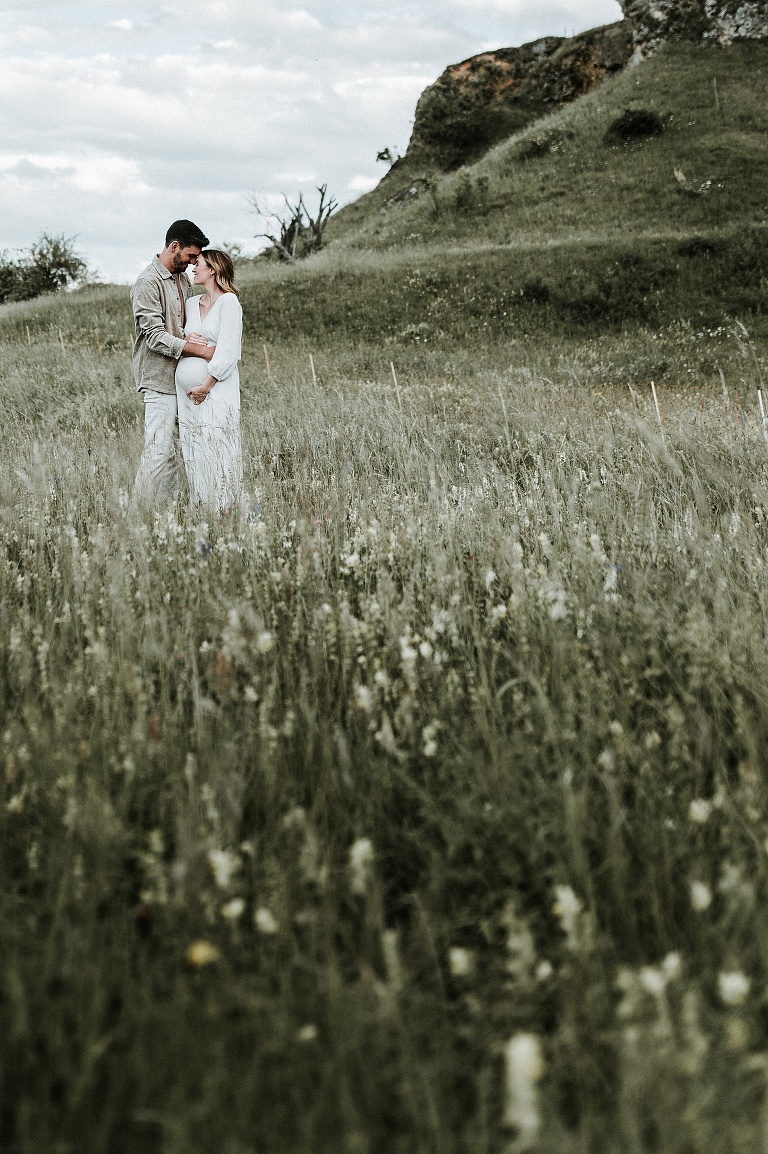 Babybauchbilder Nördlingen, Babybauchfotos Nördlingen, Schwangerschaftsfotografie Ellwangen, Babybilder Ellwangen, Hebamme Nördlingen, Fotograf Dinkelsbühl, Babybilder Maihingen, Babyfotograf Riesbürg, Babybauchbilder Bopfingen