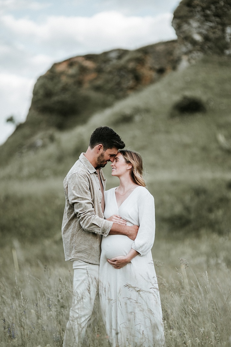 Babybauchbilder Nördlingen, Babybauchfotos Nördlingen, Schwangerschaftsfotografie Ellwangen, Babybilder Ellwangen, Hebamme Nördlingen, Fotograf Dinkelsbühl, Babybilder Maihingen, Babyfotograf Riesbürg, Babybauchbilder Bopfingen